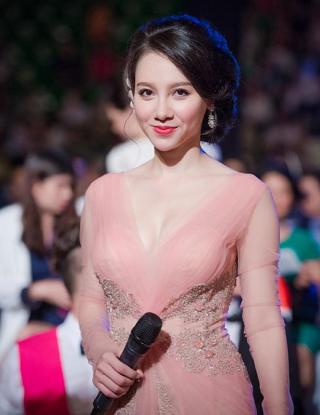 MC Minh Hà: Nếu cảnh khỏa thân tinh tế thì chẳng có gì xấu hổ