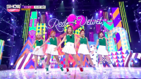 Thành viên Red Velvet nhịn đau để quảng bá hit mới