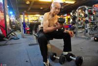 Cụ ông 94 tuổi mê tập gym, cơ bắp như thanh niên