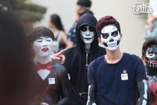 Trai xinh gái đẹp Học viện Báo chí hóa ma quỷ trong ngày lễ Halloween