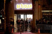 Một năm sau bi kịch, ‘nhà hát đẫm máu’ Pháp mở cửa trở lại