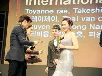 DJ Trang Moon nhận giải Nữ DJ xuất sắc châu Á 2016 tại Hàn Quốc
