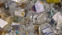 Trung Quốc phát hiện đồ chơi bằng nhựa làm từ rác thải y tế