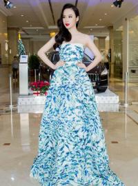 Hoàng Thùy Linh, Angela Phương Trinh mặc đẹp nhất tuần