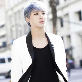 Junsu lần đầu lên tiếng về bê bối  ôm tiền bỏ trốn 