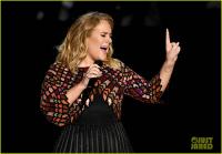 Chỉ cần xuất hiện là Adele càn quét hết các giải thưởng của Grammy 2017