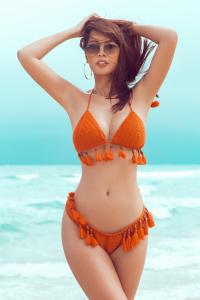 Hà Anh và Hoa hậu, Á hậu Toàn cầu chụp ảnh bikini ở Đà Nẵng