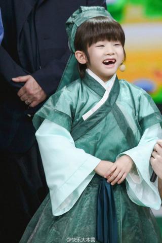  Thập lý đào hoa  đã kết thúc nhưng  con trai  Dương Mịch vẫn chưa hết hot