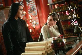 Đây là 5 mỹ nhân mạnh mẽ mà ai cũng mê trong phim chuyển thể Hoa Ngữ