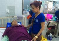 Mẹ tài xế GrabBike bị xe ôm đâm gục ở Sài Gòn:  Nhìn con máu me đầy người, lòng tôi đau như dao cắt 