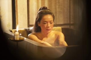 Phim nóng bỏng gây sốc của Thư Kỳ  chưa là gì  với vai diễn này!