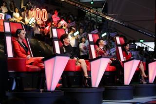 TV Show: Thu Minh  nổi đóa  vì Noo soi kỹ, Ngọc Sơn được phong  Hoa hậu thân thiện 