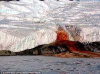 Thác máu đỏ rực bí ẩn trăm năm của Nam Cực nay đã có lời giải