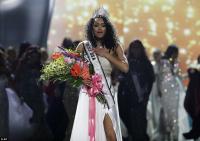 Nhà khoa học 25 tuổi trở thành Hoa hậu Mỹ năm 2017