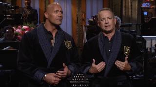 The Rock đùa rằng sẽ tranh cử Tổng thống Mỹ với phó tướng Tom Hanks