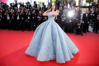 Những chiếc váy đỉnh nhất thảm đỏ Cannes 2017