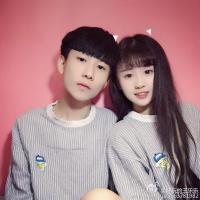 MC 19 tuổi Trung Quốc mang bầu 8 tháng
