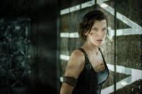 Milla Jovovich dè dặt về kế hoạch tái khởi động ‘Resident Evil’