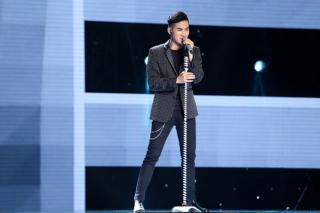 Hành trình đến ngôi Quán quân The Voice 2017 của Ali Hoàng Dương