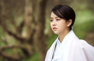 Đây là 3 cảnh khóc xuất thần của Kim So Hyun trong “Mặt Nạ Quân Chủ”