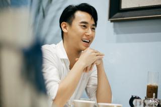 Rocker Nguyễn:  Bỏ ngoài tai những lời chê bai Glee Vietnam 