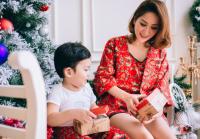 Vợ chồng Khánh Thi, Phan Hiển đón Giáng sinh ấm áp bên con trai