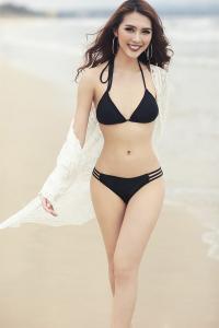 Vòng eo “vượt mặt” Ngọc Trinh, Tường Linh tự tin sẽ lọt Top 5 Miss Intercontinental