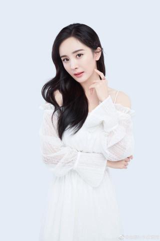 Ngoài Dương Mịch, Triệu Vy - Lý Liên Kiệt - Thành Long là những  trùm sò ăn quỵt  tiền từ thiện?