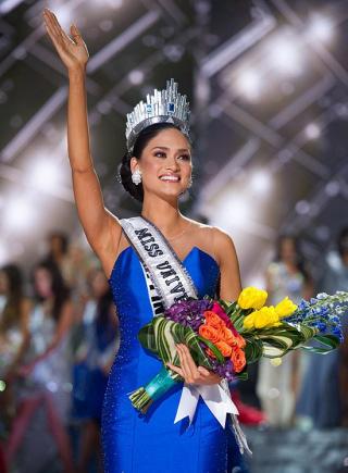 Hoa hậu Hoàn vũ 2015 Pia Wurtzbach đến thăm Việt Nam vào ngày 14/4