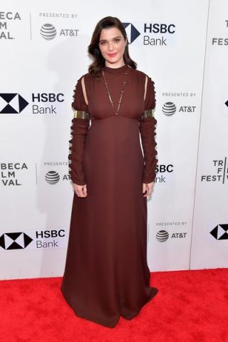 Rachel Weisz bế bụng bầu dự sự kiện