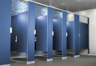 7 lý do vì sao cửa toilet công cộng phải để khoảng hở to đến  vô duyên ngược lối , ai cũng gật gù với điều thứ 3
