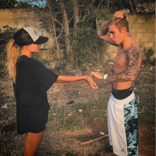 Hành trình tình yêu lúc hợp lúc tan của Justin Bieber và Hailey Baldwin trước khi đính hôn