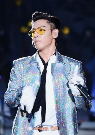 T.O.P (BIGBANG) bất ngờ khoe giọng nhá hàng một đoạn dài ca khúc mới, ngày come back solo đang đến rất gần?