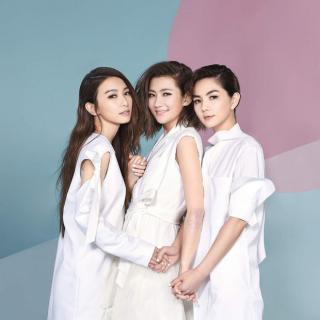 Đã 36 tuổi mà Hebe (S.H.E) vẫn trẻ trung như ngày mới debut nhờ duy trì 5 thói quen sinh hoạt  nhỏ mà có võ 