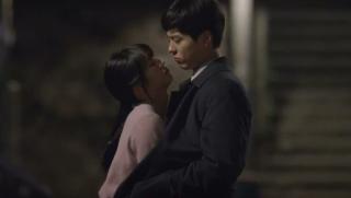 Những chuyện tình  thanh mai trúc mã' đẹp nhất màn ảnh Hàn: Bộ ba 'Reply' xứng đáng là 'tường thành'