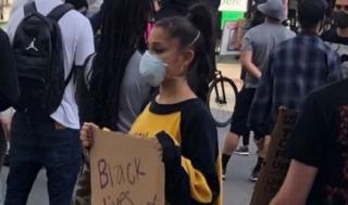 Ariana Grande, Camila Cabello, Shawn Mendes và loạt sao xuống đường biểu tình chống lại phân biệt chủng tộc