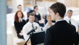 Cải thiện kỹ năng nói trước đám đông – 5 điều không thể bỏ qua