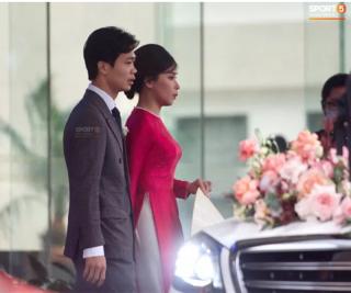 Công Phượng đón dâu bằng siêu xe Mercedes Maybach, đoàn nhà gái 50 người từ TP. HCM đưa Viên Minh về nhà chồng