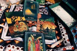 Bói bài Tarot Chủ nhật ngày 26/12/2021: Tài lộc bùng nổ trở lại