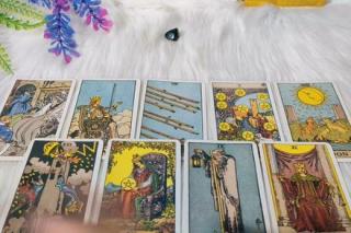 Bói bài Tarot tuần từ 27/12/2021 đến 2/1/2022: Bị chèn ép, cản trở trong công việc