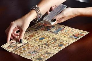 Bói bài Tarot thứ 3 ngày 28/12/2021: Nhiệt tình kiếm gấu đi thôi