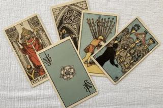 Bói bài Tarot tuần từ 17/1 đến 23/1/2022: Tuần tỏa sáng