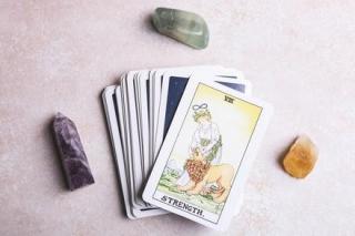 Bói bài Tarot tuần từ 7/3 đến 13/3/2022: Thu nhập cao bất ngờ