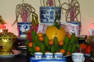 Bát hương bỗng nhiên có dấu hiệu không ổn, gia chủ cần thay gấp