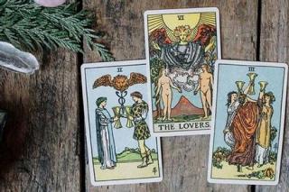 Bói bài Tarot thứ 4 ngày 1/6/2022: Người yêu né tránh