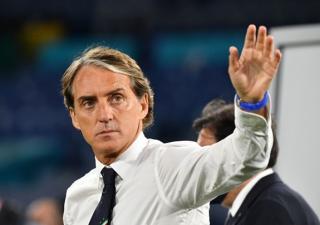 HLV Mancini đã chọn dẫn dắt đội tuyển Saudi Arabia sau khi từ chức vị trí thuyền trưởng đội tuyển Italy. 