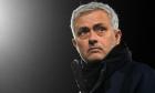 Mourinho bắt đầu án phạt cấm chỉ đạo của UEFA