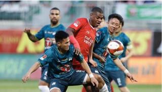 LP Bank Hoàng Anh Gia Lai liên tục 'đả bại' Bình Định FC