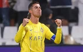 Ăn mừng phản cảm, Ronaldo đối mặt án phạt nặng