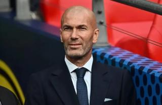 Zinedine Zidane chỉ nhận dẫn dắt MU khi đã có giải pháp